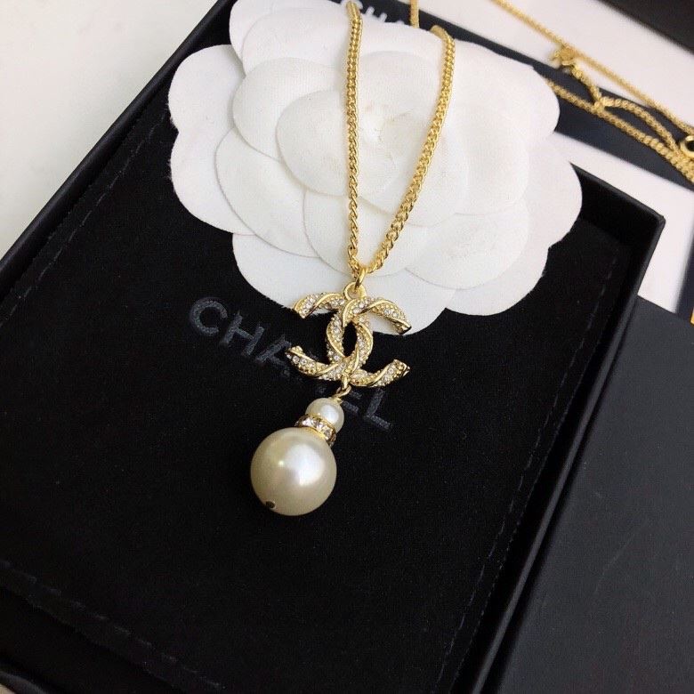 Chanel Necklaces